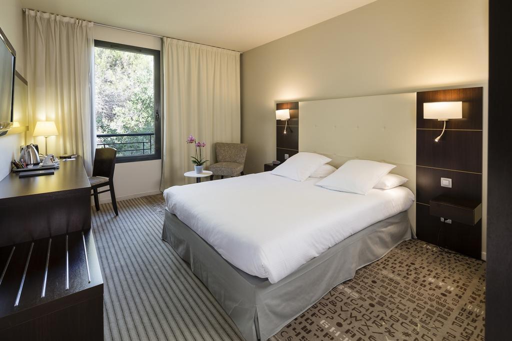 Mercure Aix-En-Provence La Duranne Gare Tgv Szoba fotó